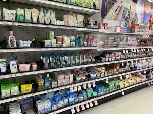 Shopping Mall «West Hollywood Gateway», reviews and photos, 7100 California Route 2, Los Angeles, CA 90046, USA