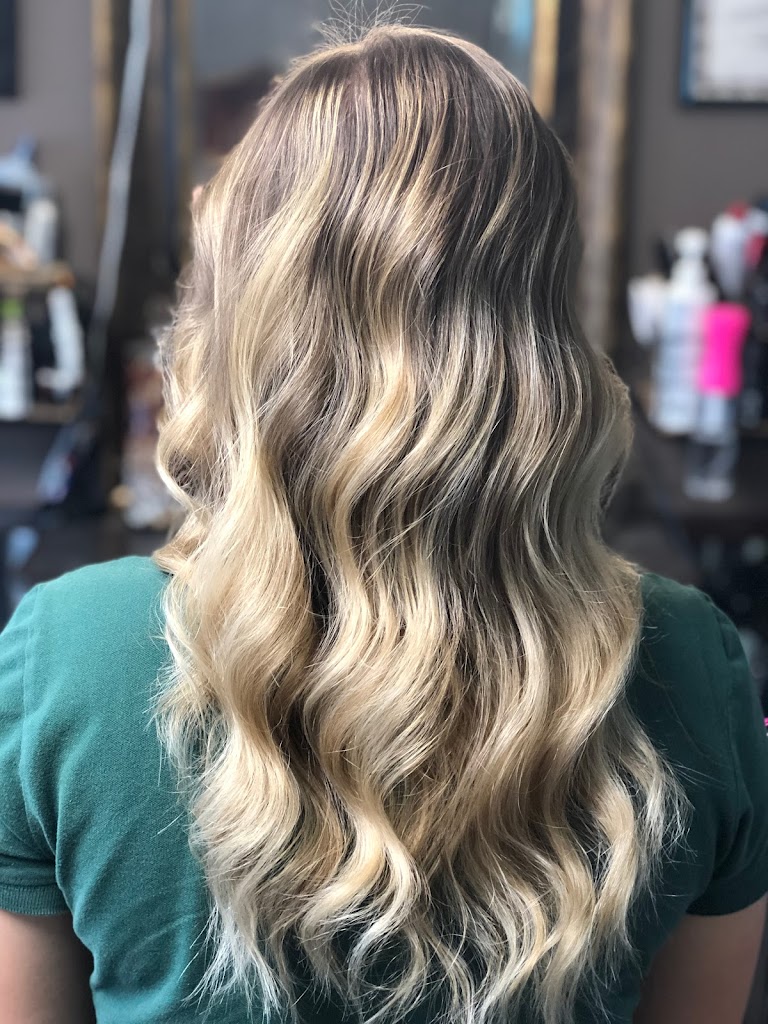 Crystal’s salon 71351