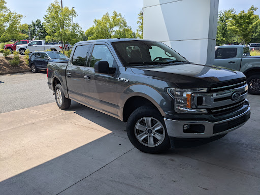 Ford Dealer «Angela Krause Ford Lincoln of Alpharetta», reviews and photos, 1575 Mansell Rd, Alpharetta, GA 30009, USA
