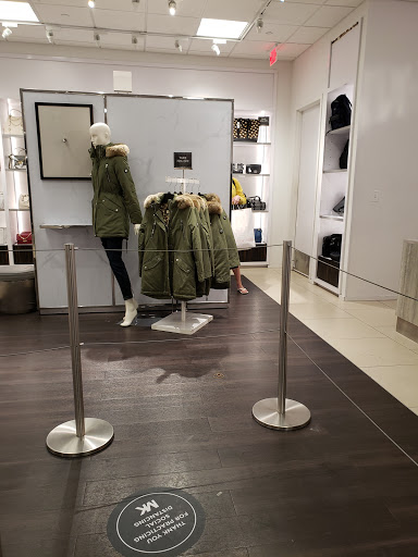 Shopping Mall «The Crosslands Shopping Center», reviews and photos, 1100 W Osceola Pkwy, Kissimmee, FL 34741, USA