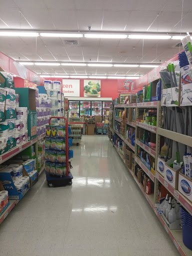 Grocery Store «Save-A-Lot», reviews and photos, 661 E 24th St #810, Holland, MI 49423, USA