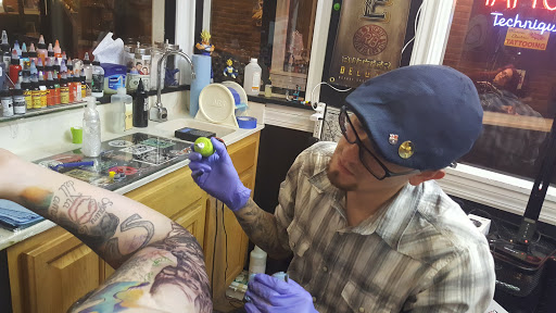 Tattoo Shop «Tattoo Technique Studio Inc», reviews and photos, 29 Franklin St, Clarksville, TN 37040, USA