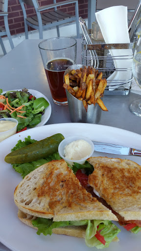 Health Food Store «The Mustard Seed Market and Cafe», reviews and photos, 867 W Market St, Akron, OH 44303, USA