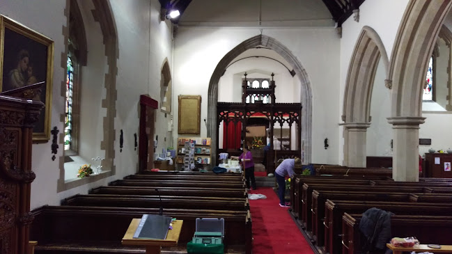 Comments and reviews of St Illtyds Church, Bridgend