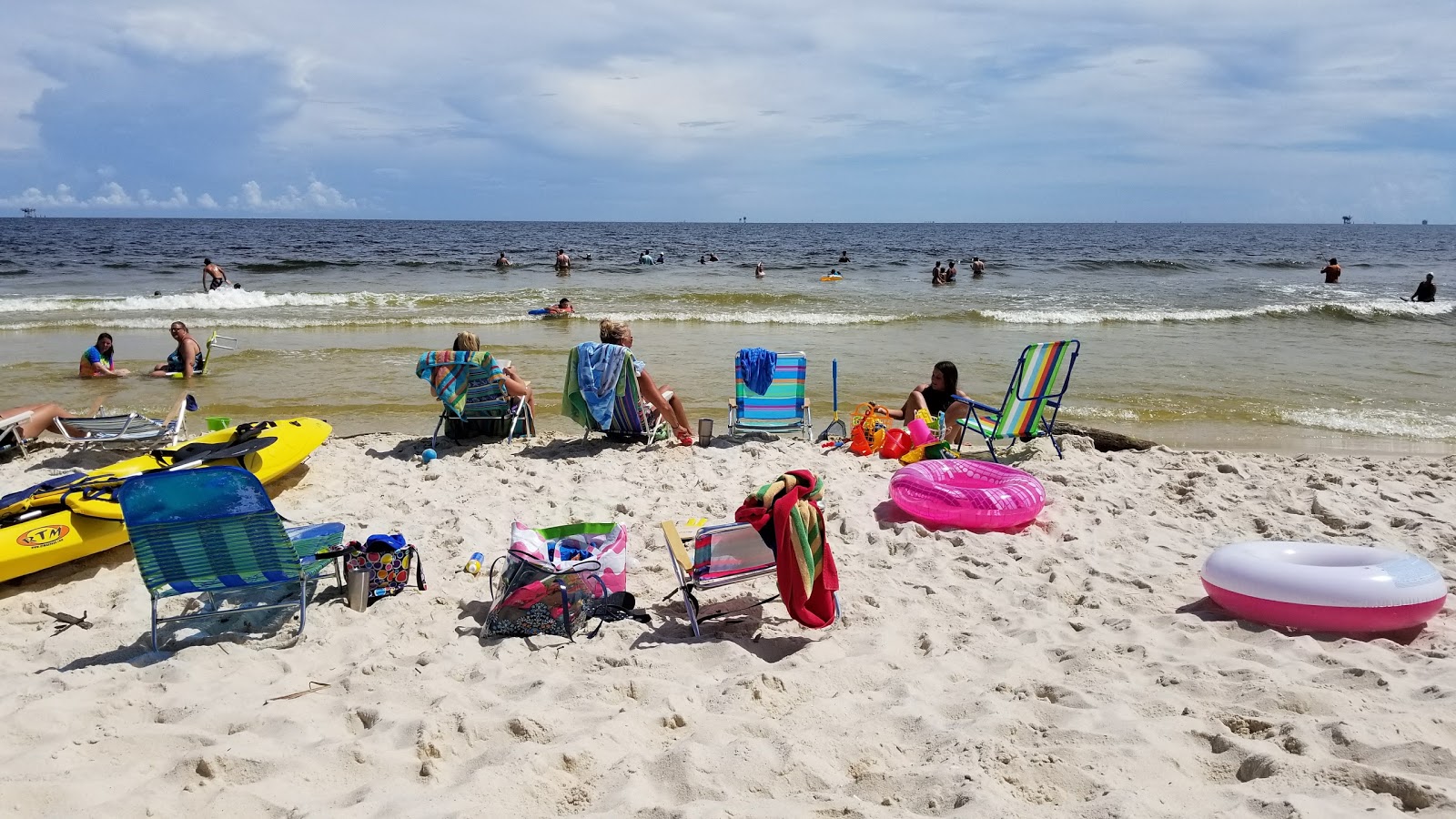 Ft. Morgan Fishing Beach的照片 位于自然区域