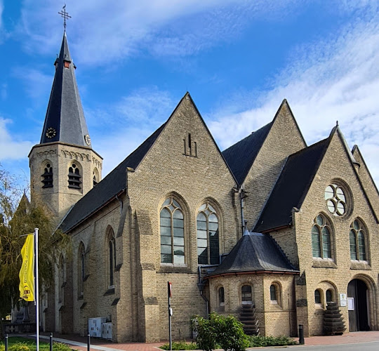 Beoordelingen van Heilige Kruisverheffingskerk in Roeselare - Kerk