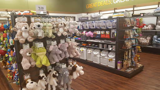 Outdoor Sports Store «Sierra Trading Post», reviews and photos, 5916 Barnes Rd, Colorado Springs, CO 80922, USA