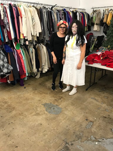 Thrift Store «Thrift Center», reviews and photos, 820 E Shields Ave, Fresno, CA 93704, USA