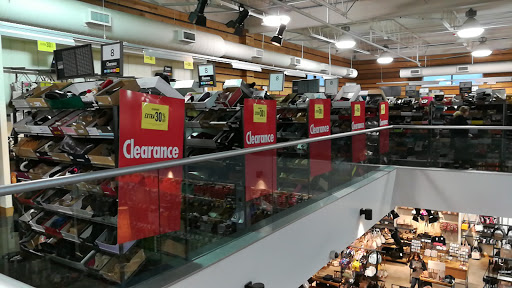 Shoe Store «DSW Designer Shoe Warehouse», reviews and photos, 60 NJ-17, Paramus, NJ 07652, USA