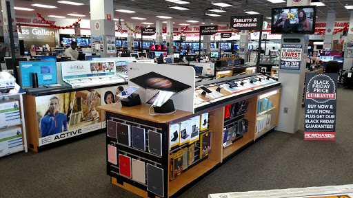 Appliance Store «P.C. Richard & Son», reviews and photos, 885 St George Ave, Woodbridge, NJ 07095, USA