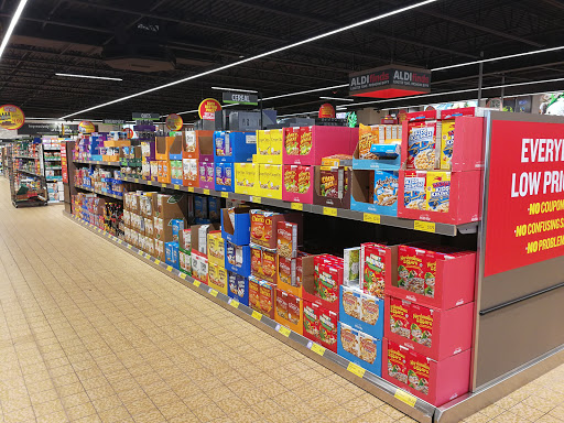 Supermarket «ALDI», reviews and photos, 550 E Golf Rd, Arlington Heights, IL 60005, USA