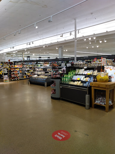 Supermarket «Super Stop & Shop - Whitman», reviews and photos, 475 Bedford St, Whitman, MA 02382, USA
