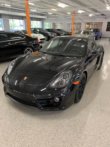 Car Dealer «Ultimo Motors», reviews and photos, 4575 Weaver Pkwy, Warrenville, IL 60555, USA