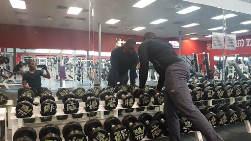 Gym «World Gym», reviews and photos, 1141 NE Vivion Rd, Kansas City, MO 64118, USA