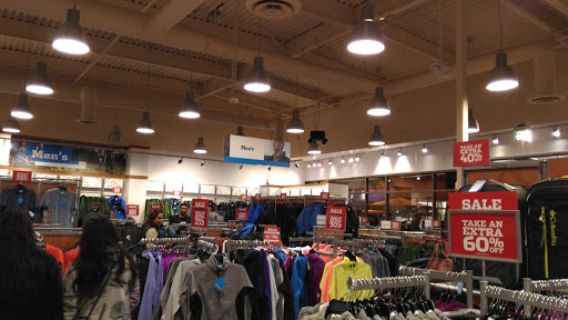 Sportswear Store «Columbia Sportswear Outlet Store», reviews and photos, 100 Citadel Dr #636, Commerce, CA 90040, USA