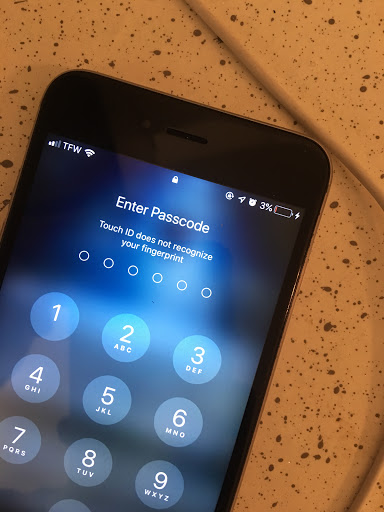 Phone Repair Service «Gadget MD- Cell Phone Repair», reviews and photos, 11660 Westheimer Rd #111, Houston, TX 77077, USA