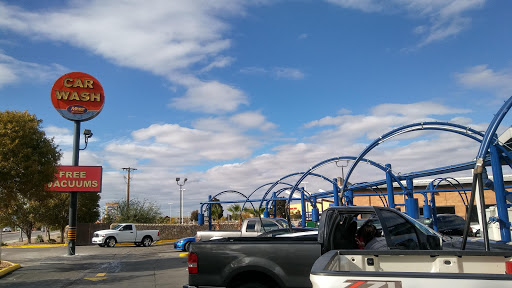 Mister Car Wash en El Paso