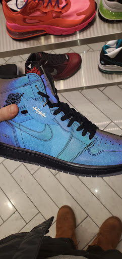 Clothing Store «Kith Brooklyn», reviews and photos, 233 Flatbush Ave, Brooklyn, NY 11217, USA