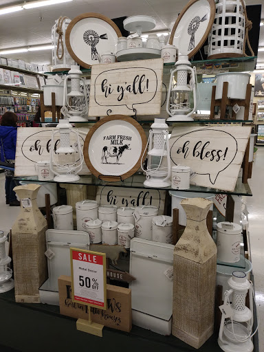 Craft Store «Hobby Lobby», reviews and photos, 44725 Schoenherr Rd, Sterling Heights, MI 48313, USA