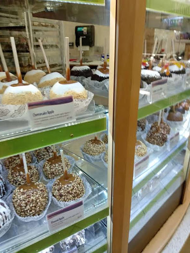 Shopping Mall «Bella Terra», reviews and photos, 7777 Edinger Ave, Huntington Beach, CA 92647, USA