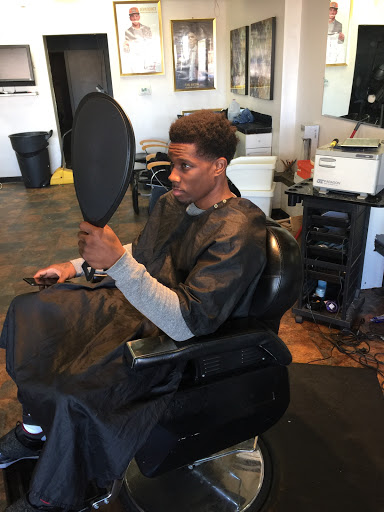 Barber Shop «24k Hair Spa», reviews and photos, 513 E Camelback Rd, Phoenix, AZ 85012, USA