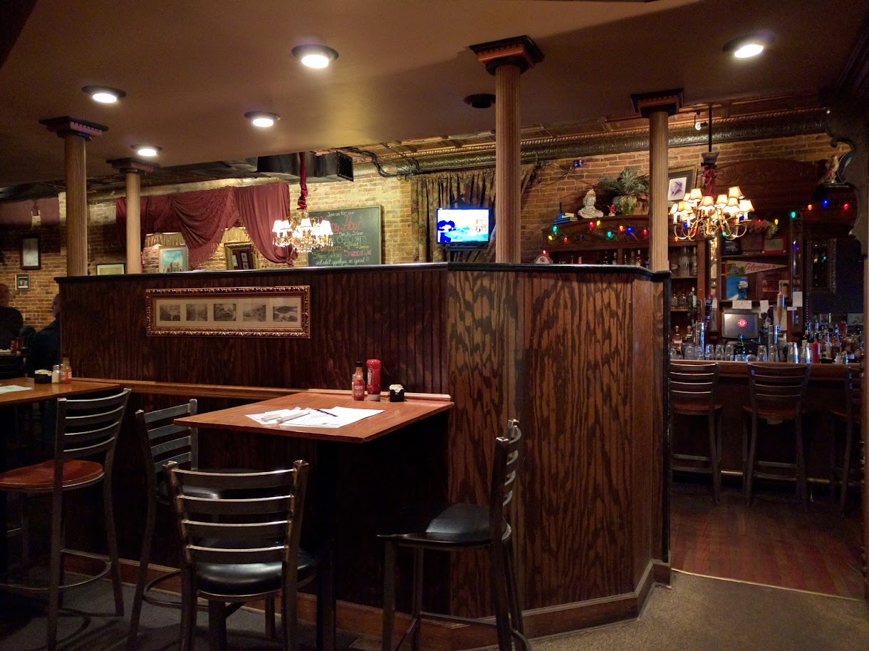 Tip Top Kitchen & Cocktails