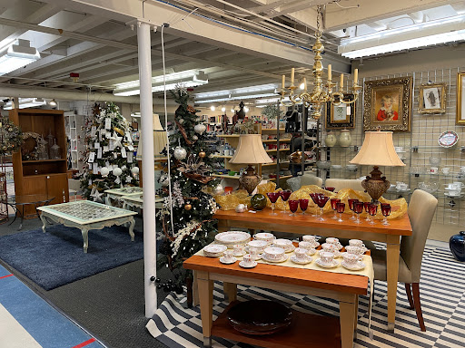 Thrift Store «Mercer Island Thrift Shop», reviews and photos, 7710 SE 34th St, Mercer Island, WA 98040, USA