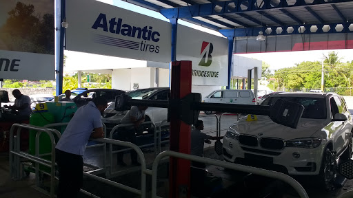 Tiendas para comprar carro herramientas Punta Cana