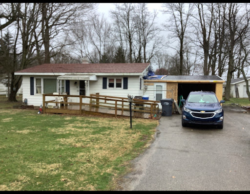 Roofing Contractor «Clemens Seamless Guttering», reviews and photos, 7008 S 300 W, Muncie, IN 47302, USA