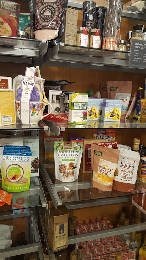 Department Store «T.J. Maxx», reviews and photos, 903 St George Ave, Woodbridge, NJ 07095, USA