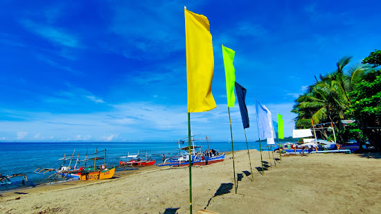 Hinoba-an Beach