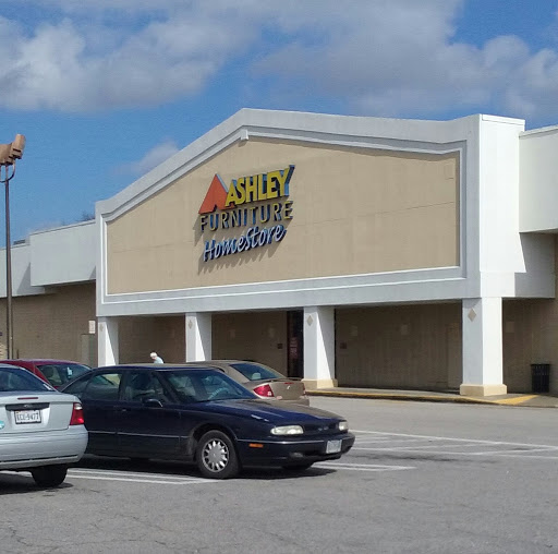 Furniture Store «Ashley HomeStore», reviews and photos, 1899 Southpark Blvd, Colonial Heights, VA 23834, USA