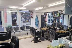 red-sea Salon de coiffure image