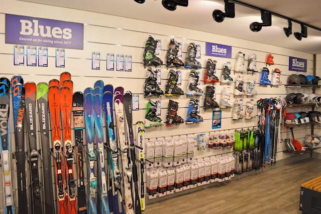 Reviews of Tiso in Glasgow - Sporting goods store