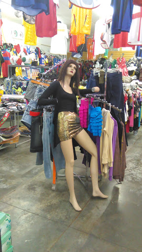 Sporting Goods Store «Deportes Y Mas», reviews and photos, 1517 SE 6th Ave, Topeka, KS 66607, USA