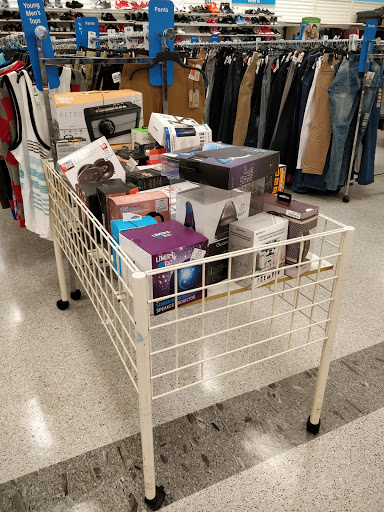 Clothing Store «Ross Dress for Less», reviews and photos, 2540 Cumberland Blvd SE, Smyrna, GA 30080, USA