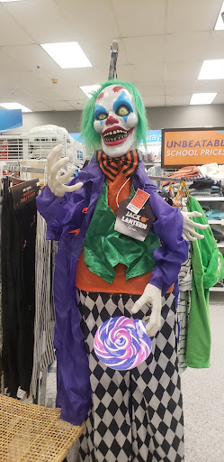 Clothing Store «Ross Dress for Less», reviews and photos, 2753 E Eastland Center Dr, West Covina, CA 91791, USA