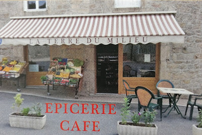 La Terre Du Milieu à La Roche-Canillac