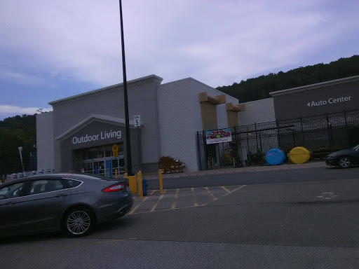Department Store «Walmart Supercenter», reviews and photos, 200 Academy Dr, Ripley, WV 25271, USA