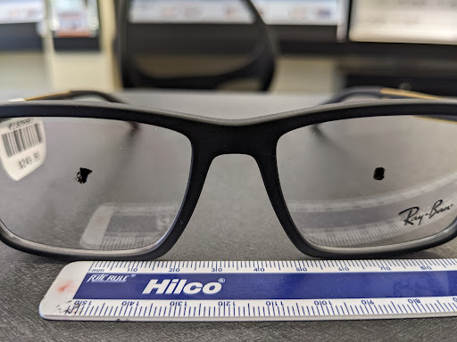 Eye Care Center «Visionworks - City Base Landing Shopping Ctr.», reviews and photos, 3138 SE Military Dr Suite 112, San Antonio, TX 78223, USA