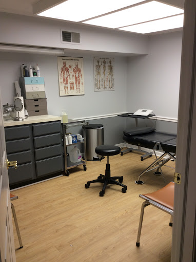 Tattoo Shop «Talon Studio Tattoo», reviews and photos, 14 S Main St, Boonsboro, MD 21713, USA