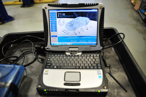 Auto Repair Shop «Red Sun Automotive Repair», reviews and photos, 6041 Pacific St, Rocklin, CA 95677, USA