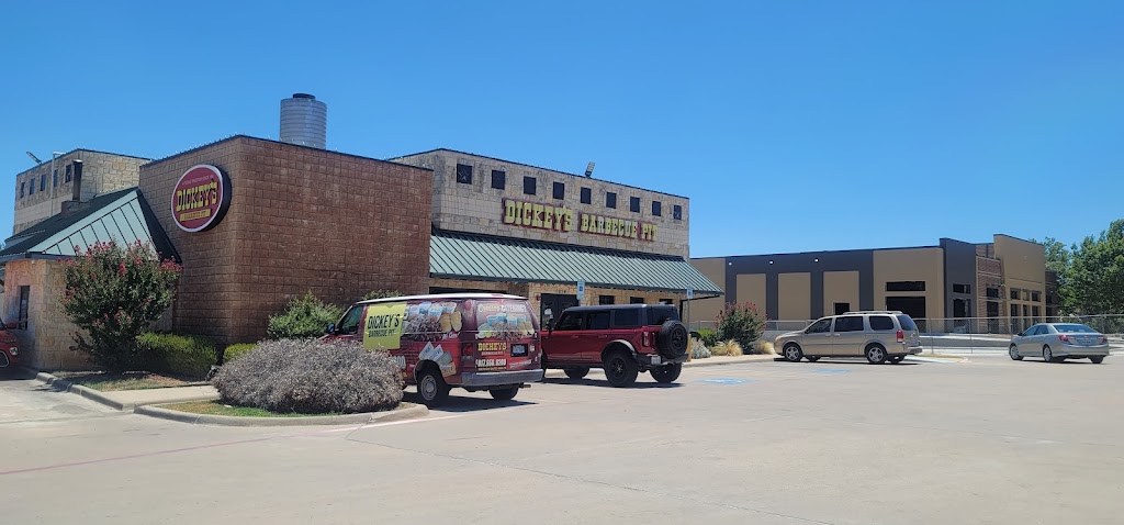 Dickey's Barbecue Pit 76021
