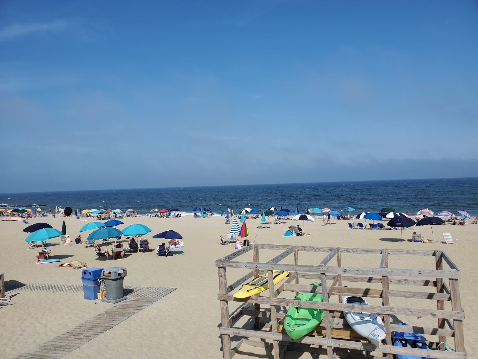 Loch Arbour Beach on the map with photos and reviews🏖️