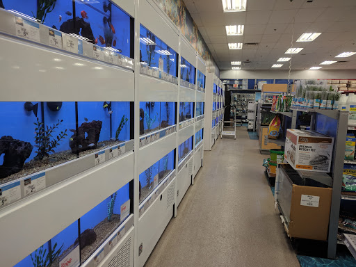 Pet Supply Store «Petco Animal Supplies», reviews and photos, 2752 Veterans Rd W, Staten Island, NY 10309, USA