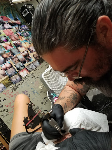 Tattoo Shop «Bad Azz Tattoo, LLC», reviews and photos, 105 Boston Rd, Edgewater, FL 32141, USA