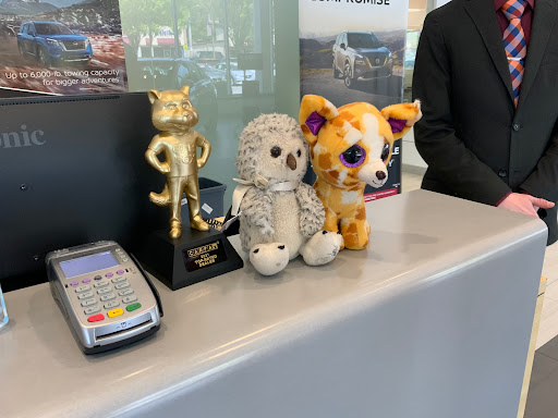 Nissan Dealer «Nissan of Huntington», reviews and photos, 850 E Jericho Turnpike, Huntington Station, NY 11746, USA