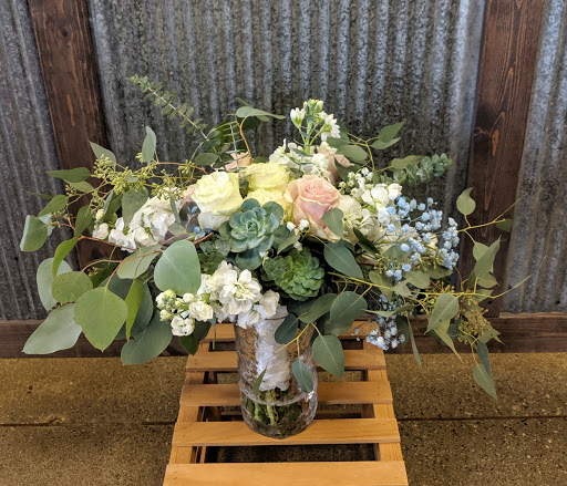 Florist «Cottage Grove Florist», reviews and photos, 8599 W Point Douglas Rd S #100, Cottage Grove, MN 55016, USA