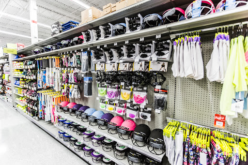 Sporting Goods Store «Academy Sports + Outdoors», reviews and photos, 14260 Manchester Rd, Manchester, MO 63011, USA