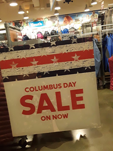 Sportswear Store «Columbia Sportswear Outlet Store», reviews and photos, 100 Citadel Dr #636, Commerce, CA 90040, USA